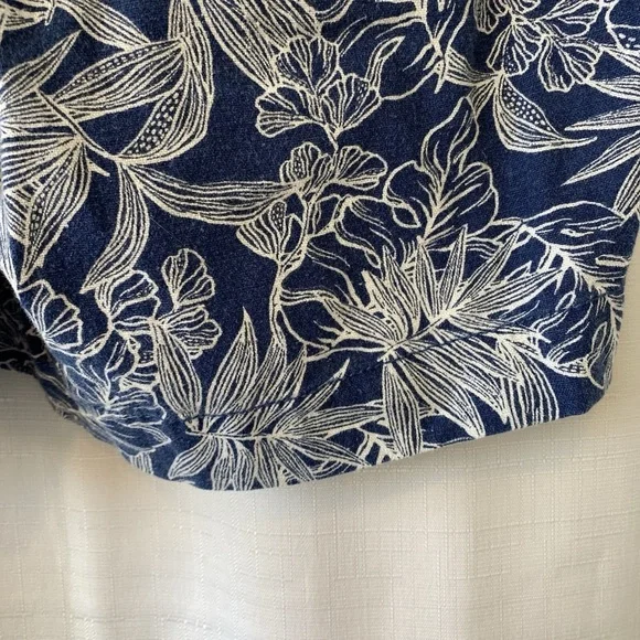 Womens Medium BRIGGS Linen Blend Shorts Navy Blue White Hawaiian Print - Picture 10 of 12